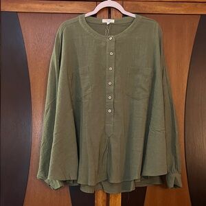 NWT Easel Olive Green Batwing Sleeve-Button Placket-Textured Fabric Blouse